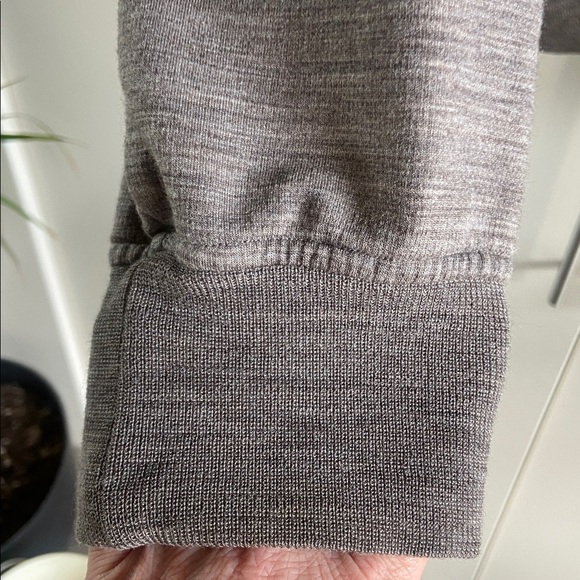 Icebreaker RealFleece Tabi Merino Wool Full Zip Jacket - Picture 6 of 13